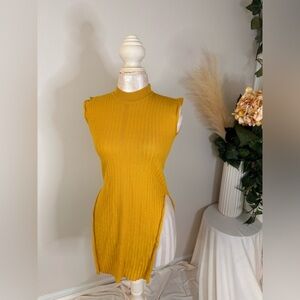 MINIMAL TO Knit Yellow Top Ocher Size 42 Made in Italy NWT A262 B4